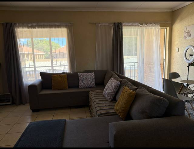 2 BEDROOM APARTMENT FOR SALE IN RUSTENBURG CENTRAL